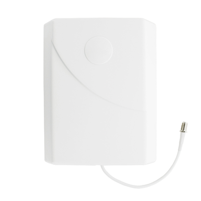 Antena Panel / Multibanda 700-960 MHz y 1710-2170 MHz / 75 O