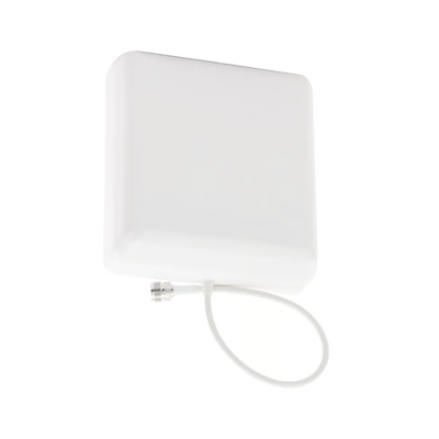 Antena direccional tipo Panel 698-960 MHz, 1710-2700 MHz — EPCOM