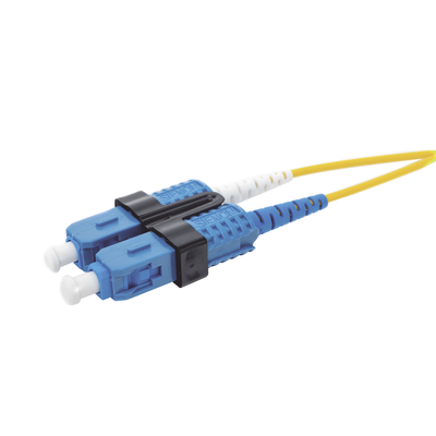 Jumper de Fibra Óptica Monomodo (OS2), XGLO, LC UPC-SC — SIEMON