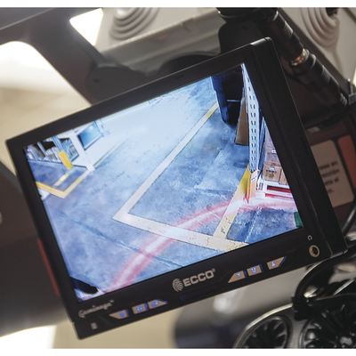 Camara de Reversa Alambrica y Monitor para Vehiculos de Trabajo y Montac — ECCO