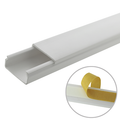 Canaleta blanca de PVC auto extinguible — Thorsman