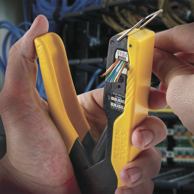 Ponchadora Pelacables Cortacables Matraca RJ45 Pass-Thru — KLEIN TOOLS